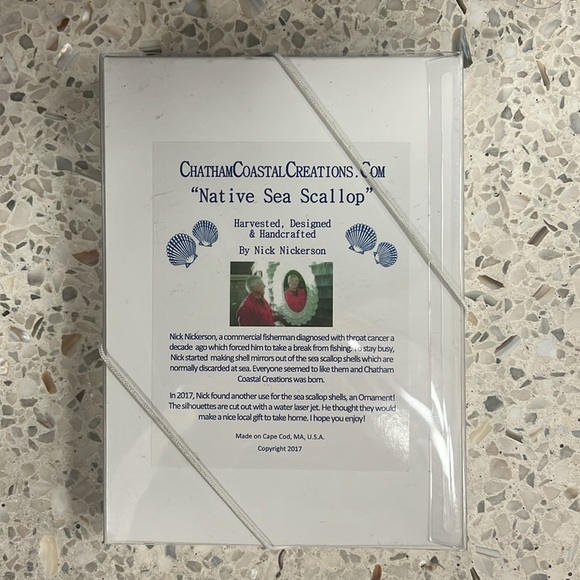 NWOT Shell Ornament - Picture 2 of 2